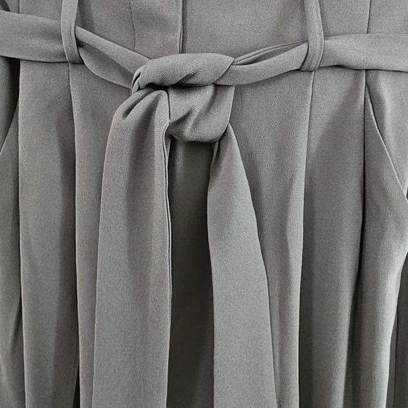 Pine Green pants from Babaton, Aritzia - Picture 3 of 6